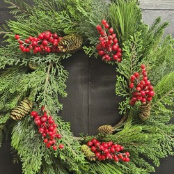 Casewick Pine & Berry Luxury Christmas Wreath 56cm - X21110 BAY4D