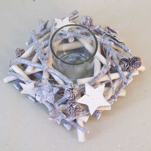 Rustic Twig Christmas Wreath with Hurricane Vase - 16X044