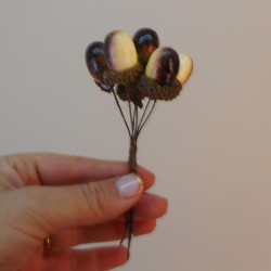 Bunch of 6 Artificial Acorn Picks - X19304 BAY3D