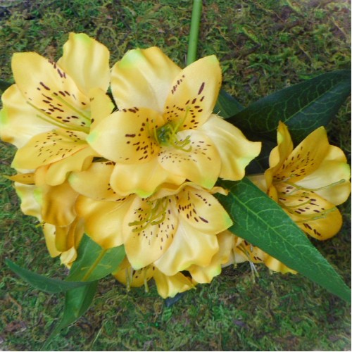 Artificial Alstroemeria Stem Yellow 48cm - A053 A4