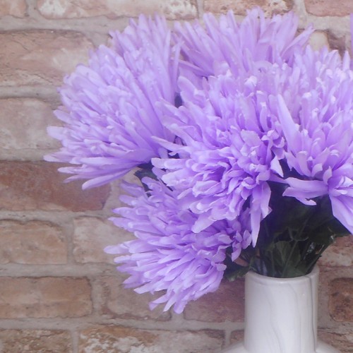 Artificial Spider Chrysanthemums Lilac 64cm - S137 S2 Artificial Spider Chrysanthemums Lilac 64cm - S137 S2