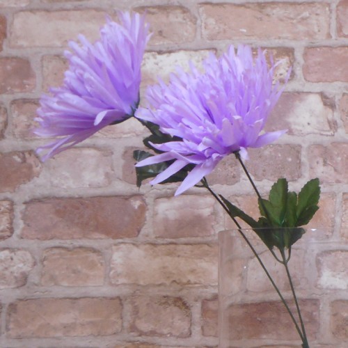 Artificial Spider Chrysanthemums Lilac 64cm - S137 S2 Artificial Spider Chrysanthemums Lilac 64cm - S137 S2