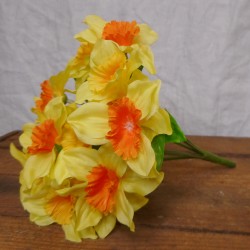 Mini Two Tone Daffodil Bunch 19cm - D021 D3