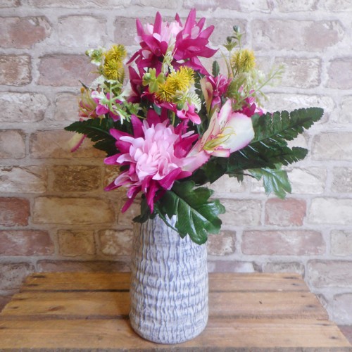Artificial Chrysanthmums and Alstroemeria Posy Pink 36cm - R721 LL2 Artificial Chrysanthmums and Alstroemeria Posy Pink 36cm - R721 LL2
