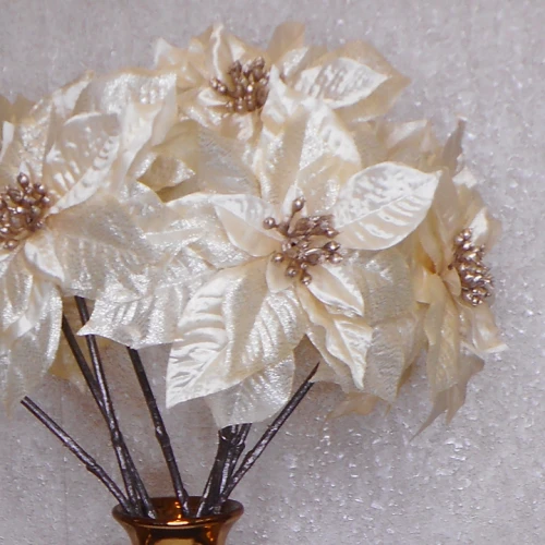 Pearl Poinsettia Cream 48cm - X23005 BAY2C