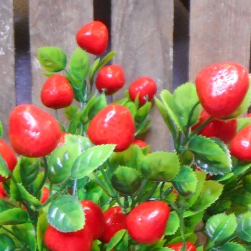 Mini Artificial Strawberry Stems 42cm - STR004 II4