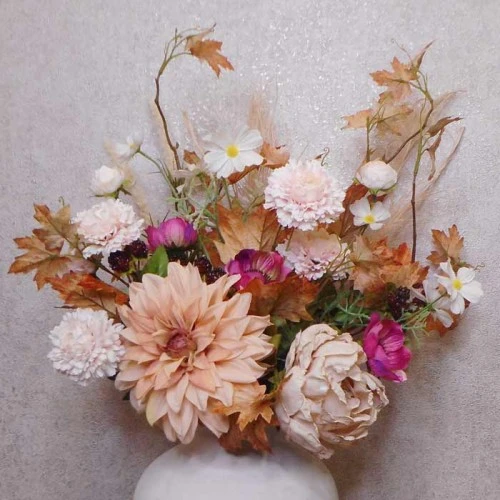 Harvest Moon Dahlias Champagne Peach 67cm - D187 S4