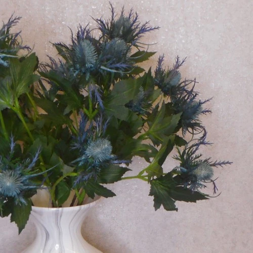Wild Sea Holly Thistles Aqua Blue 67cm - E020 E3