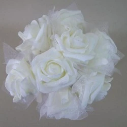 Foam Roses with Tulle Posy Cream Small 26cm - R409 U3
